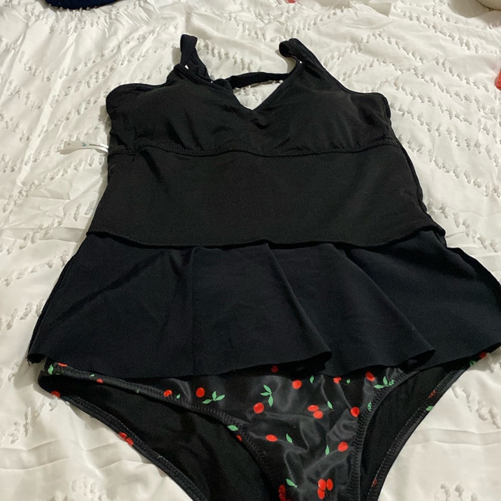 Beachsissi, nwt medium tankinni.